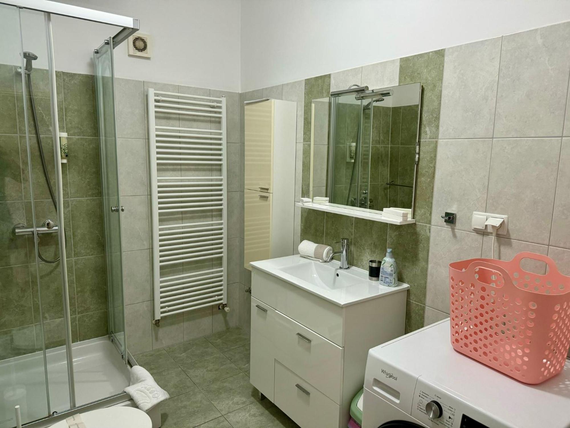 Apartments Mikelic Kampor Ngoại thất bức ảnh